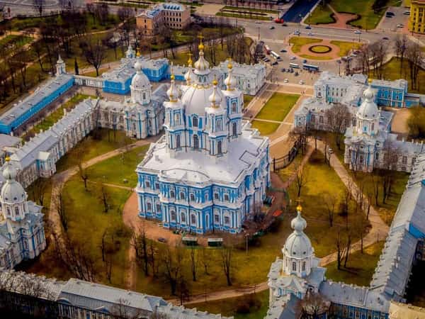 Легенды Петербурга