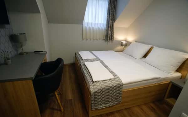 Dolce Vita Panzió, Мишкольц