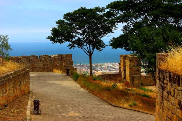 Древняя цитадель