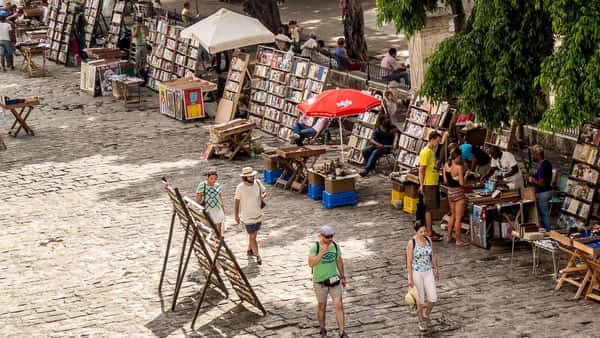 Площадь Пласа де Армас, Гавана