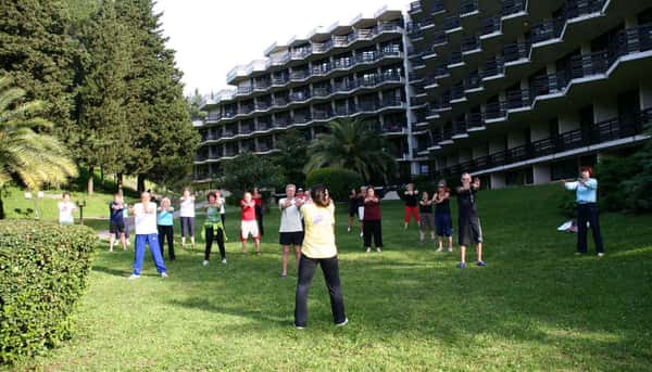 Занятия в медицинском центре физиотерапии и реабилитации им. Милошевича