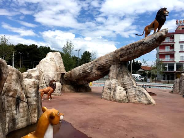 Фигуры героев мультфильма «Король Лев»