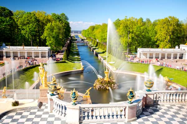 Открытие фонтанов в Петергофе
