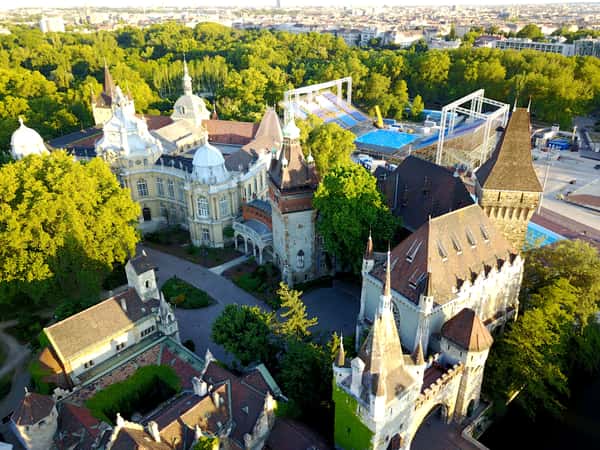 Замок Вайдахуняд