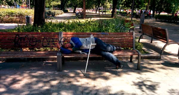 Бездомные – ещё одна проблема города