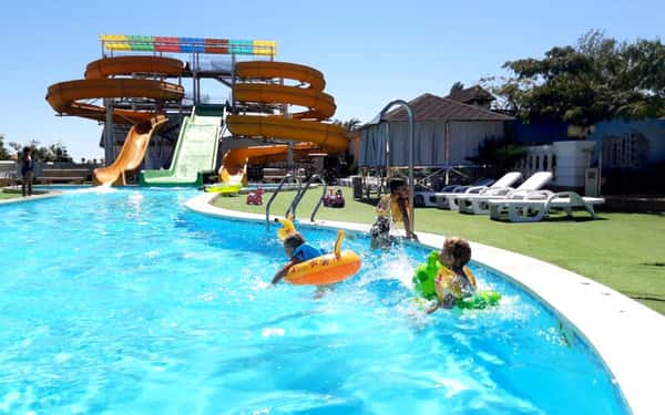 Аквапарк «Aqua Land»