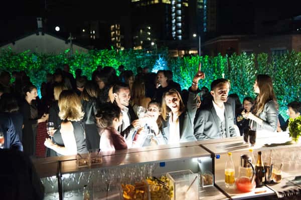 Ночная тусовка в Bonaveri Terrazza, Милан, Италия