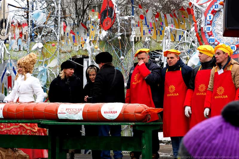 Праздник длинной колбасы