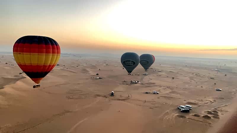 Полёт на воздушном шаре над пустыней