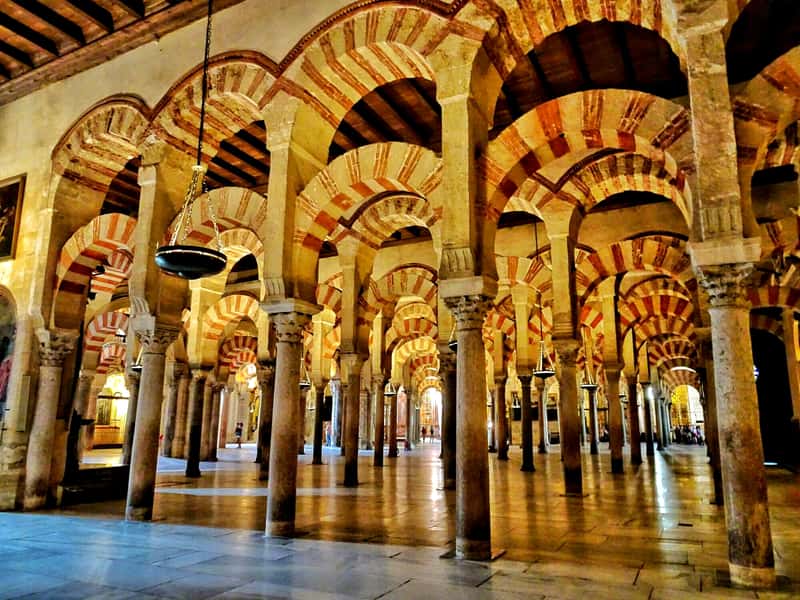Соборная мечеть Мескита в Кордове, Испания
