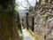 Деревня-троглодит или пещерное поселение в Дзунгри